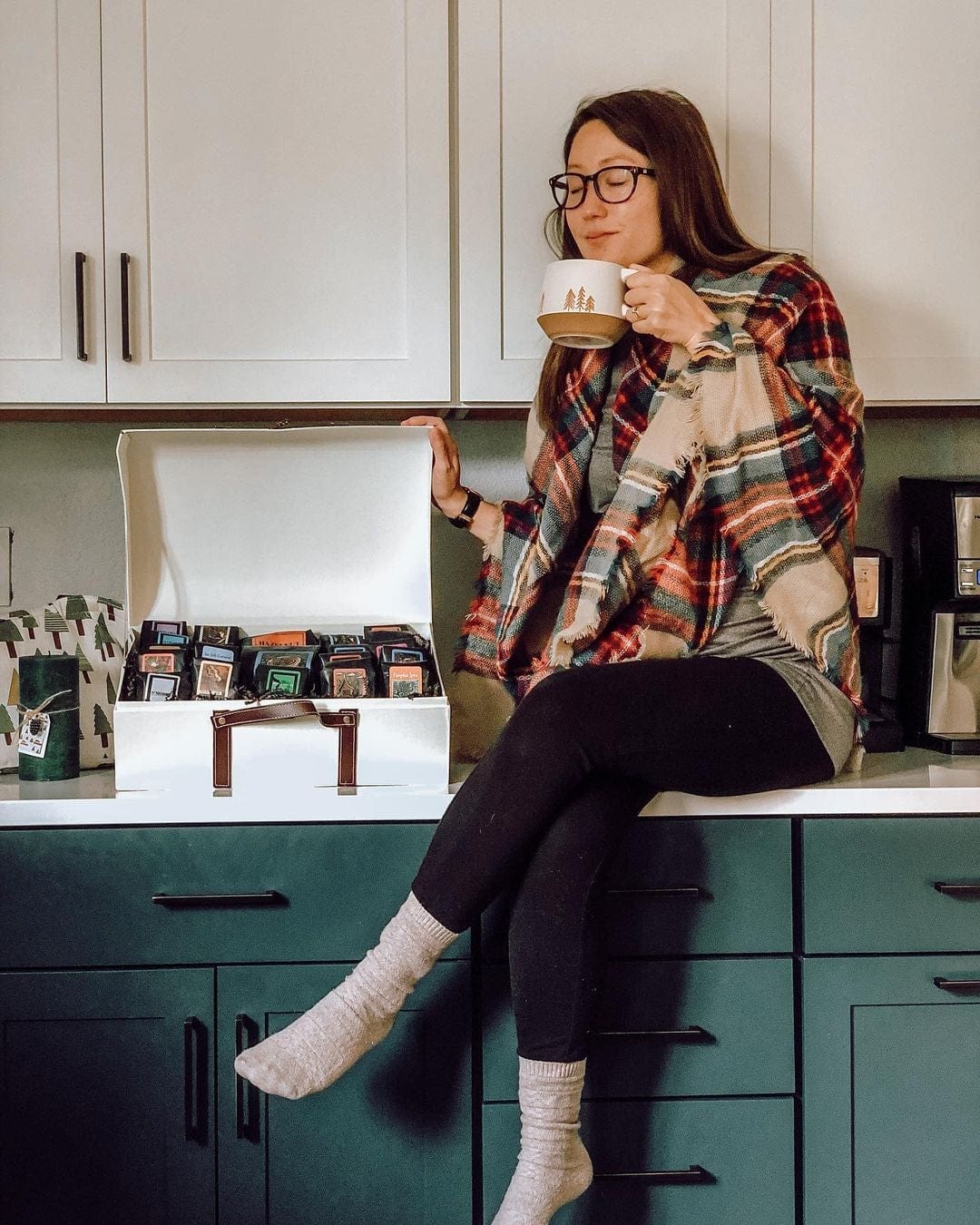 The Grand Sampler Coffee Gift Basket - Image 8